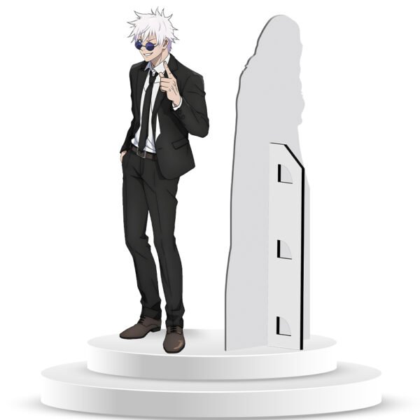 Figura de Satoru Gojo en Coroplast a Tamaño Real Con Base