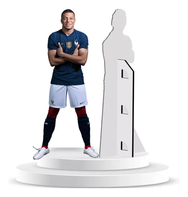 Figura De Kylian Mbappé A Tamaño Real En Coroplast