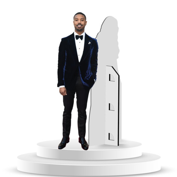 Figura de Michael B. Jordan a Tamaño Real en Coroplast
