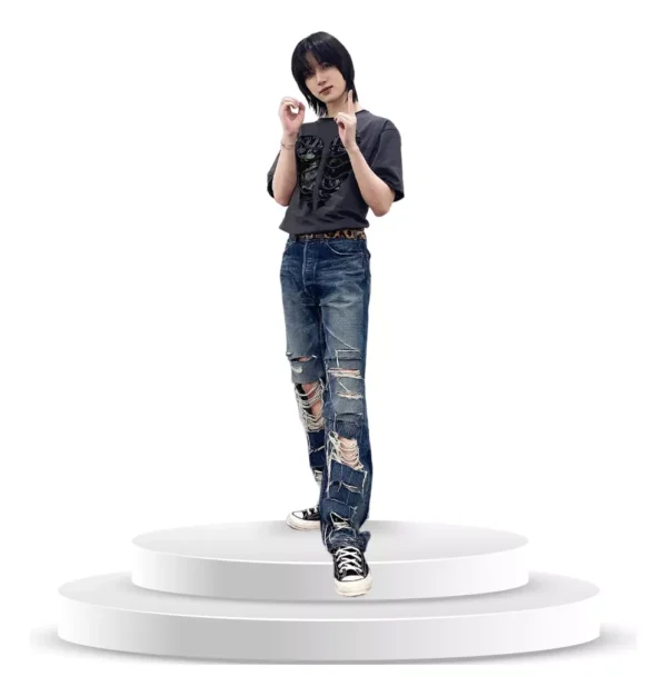 Figura de Beomgyu - TXT en Coroplast a Tamaño Real - Imagen 3