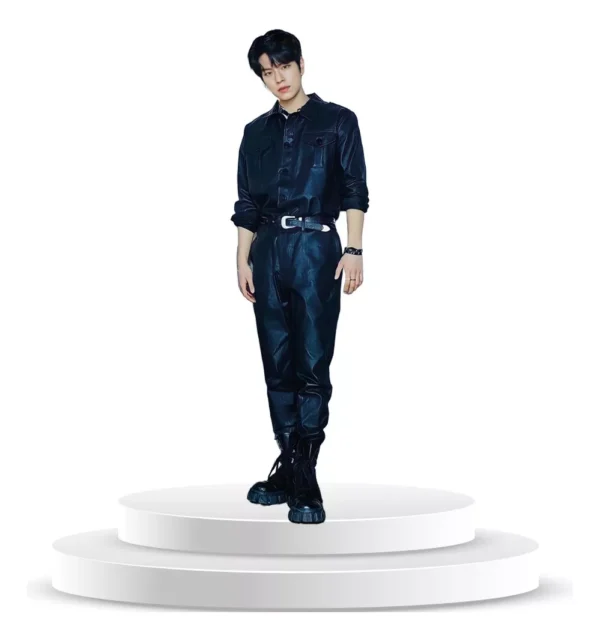 Figura de Seungmin - Stray Kids en Coroplast a Tamaño Real - Imagen 3