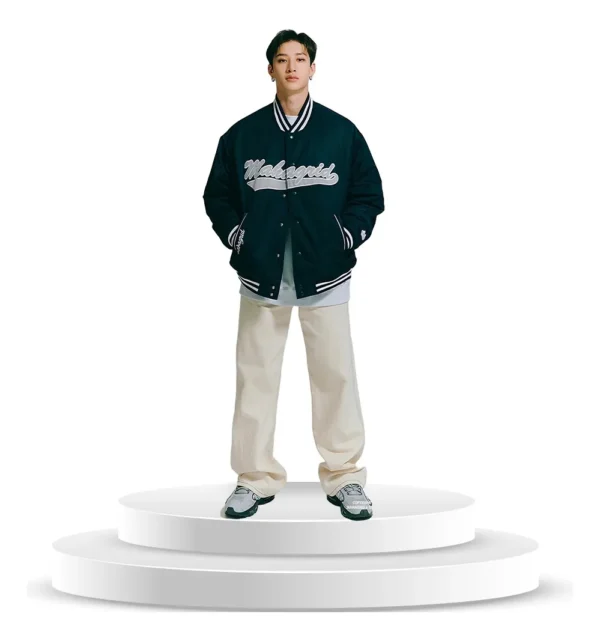 Figura De Coroplast De Bangchan De Stray Kids Con Base A Tamaño Real En Coroplast - Imagen 3