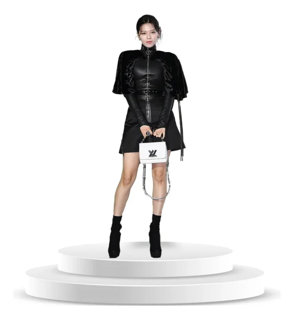 Figura De Coroplast De Chaeyoung Twice Con Base A Tamaño Real En Coroplast - Imagen 3