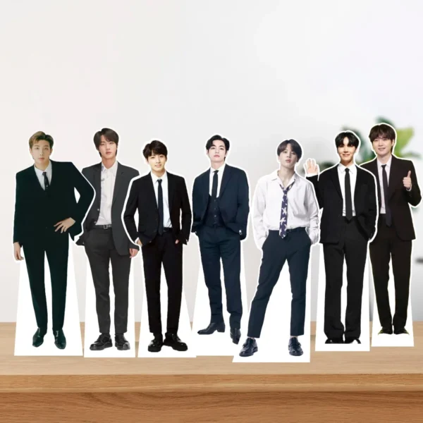 Mini Figuras De Coroplast De Bts - Imagen 3
