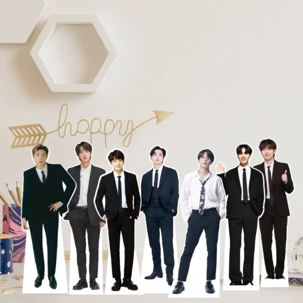 Mini Figuras De Coroplast De Bts - Imagen 4