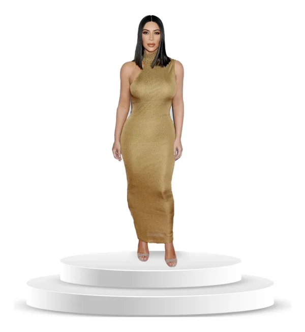 Figura De Coroplast De Kim Kardashian Con Base A Tamaño Real En Coroplast - Imagen 3