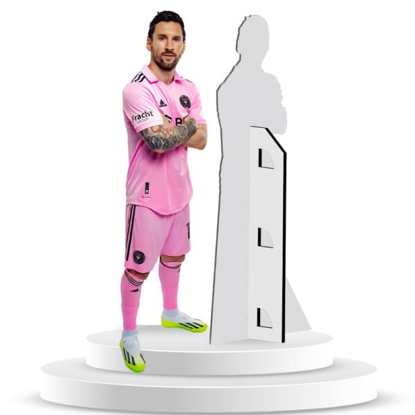 Figura De Coroplast De Messi Con Base A Tamaño Real En Coroplast
