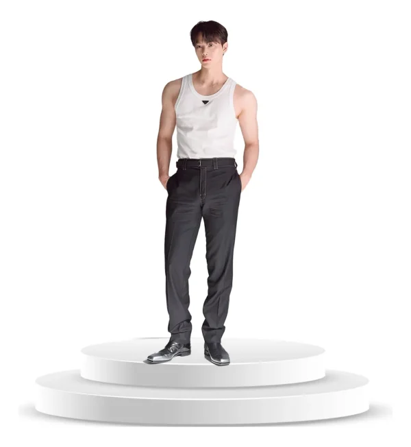 Figura De Coroplast De Song Kang Con Base A Tamaño Real En Coroplast - Imagen 3
